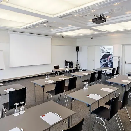 Austria Trend Europa Hauptbahnhof 4*