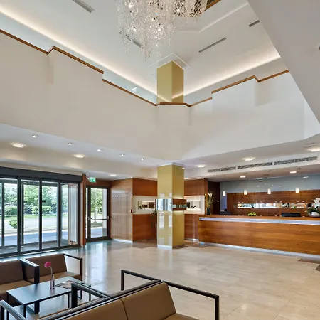 Austria Trend Europa Hauptbahnhof Грац