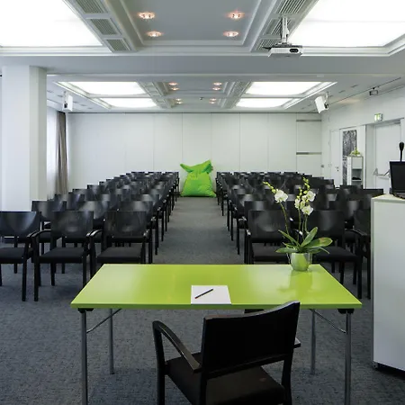 Austria Trend Europa Hauptbahnhof