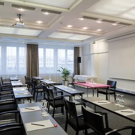 Austria Trend Europa Hauptbahnhof Отель 4*