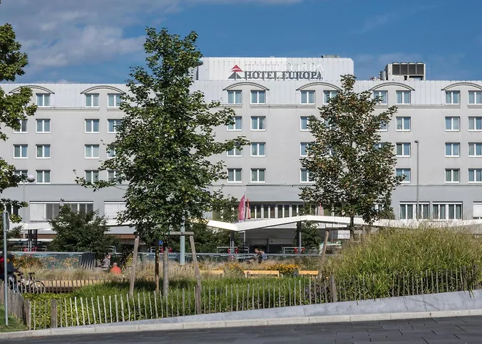 Отель Austria Trend Europa Hauptbahnhof Грац