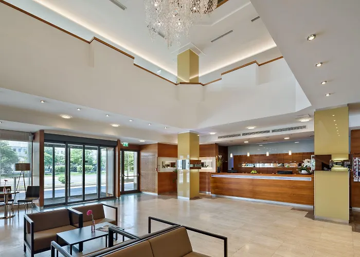 Austria Trend Europa Hauptbahnhof Грац