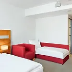 מלון Austria Trend Europa Hauptbahnhof 4*