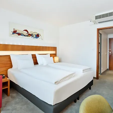 Austria Trend Europa Hauptbahnhof 4*