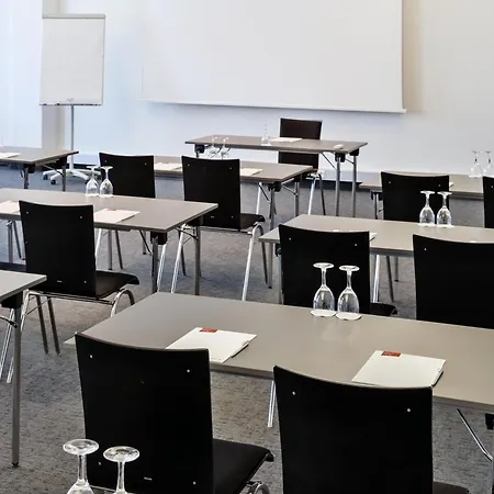 Austria Trend Europa Hauptbahnhof Hotel 4*