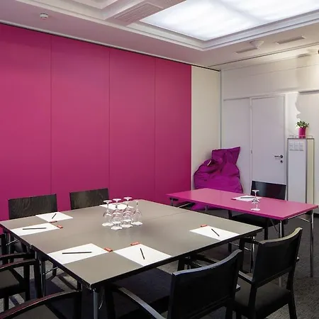 Austria Trend Europa Hauptbahnhof 酒店 4*