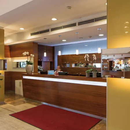 Austria Trend Europa Hauptbahnhof Hotel 4*