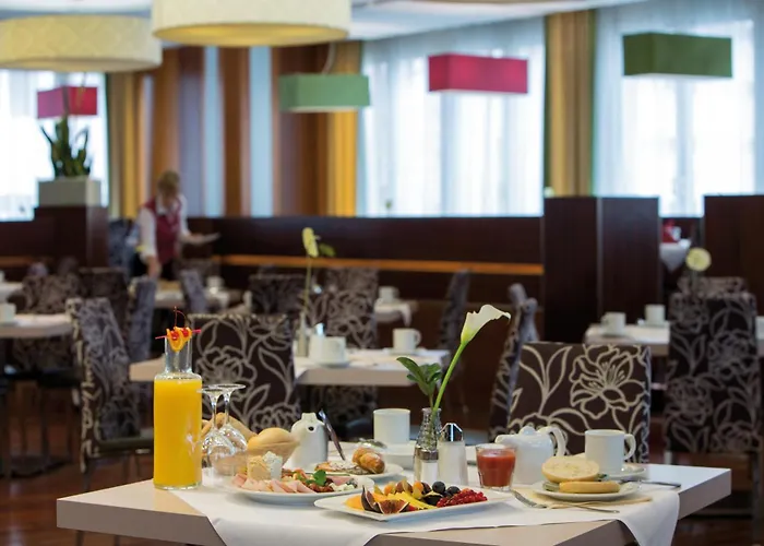 Austria Trend Europa Hauptbahnhof Готель Грац