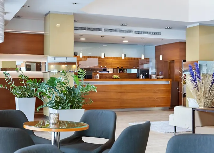 Austria Trend Europa Hauptbahnhof Готель Грац