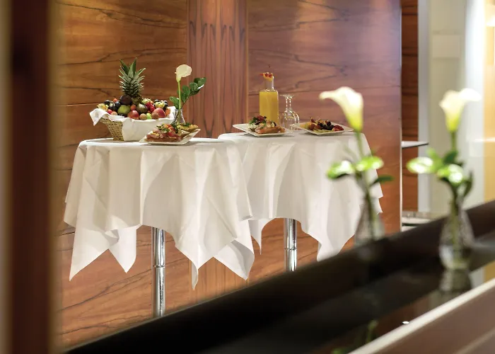 Austria Trend Europa Hauptbahnhof Готель